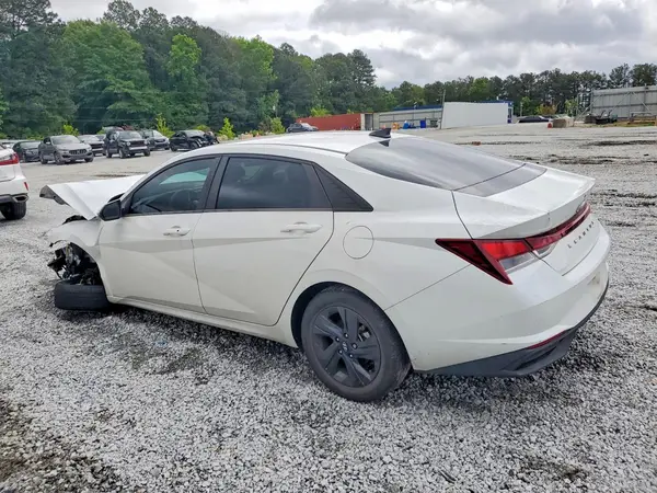 5NPLS4AG4NH067866 2022 HYUNDAI ELANTRA - Image 2