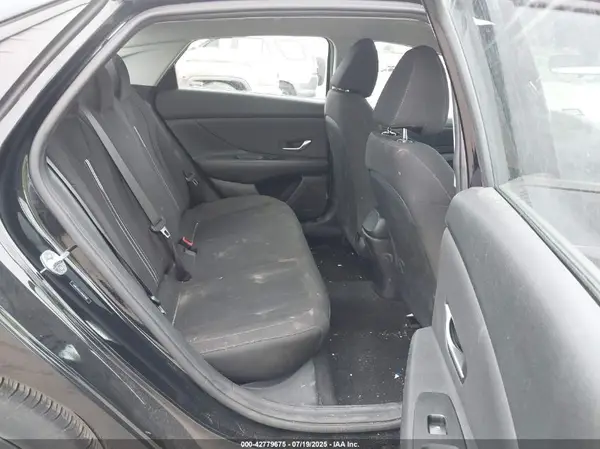 5NPLS4AG4NH073411 2022 HYUNDAI ELANTRA - Image 8