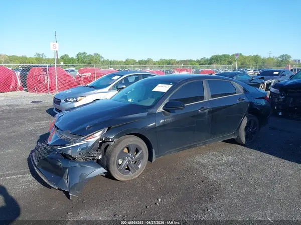 5NPLS4AG4NH075353 2022 HYUNDAI ELANTRA - Image 2