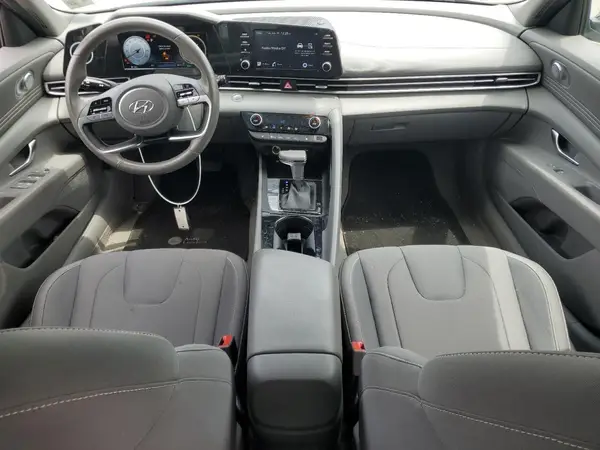 5NPLS4AG4NH082142 2022 HYUNDAI ELANTRA - Image 8