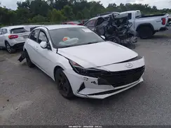 5NPLS4AG4NH082593 2022 HYUNDAI ELANTRA