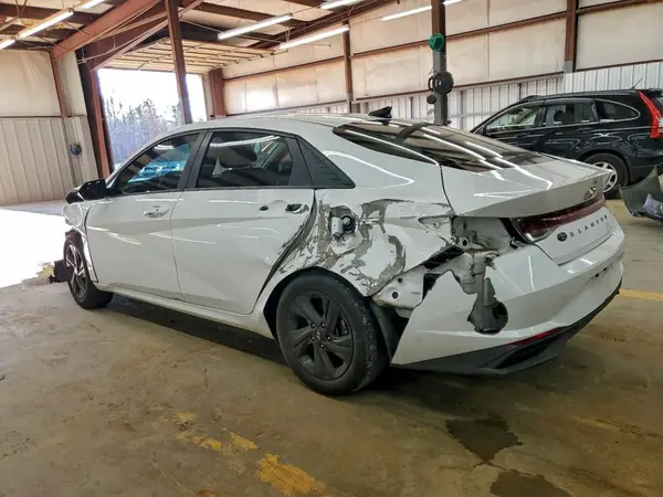 5NPLS4AG4NH086675 2022 HYUNDAI ELANTRA - Image 2
