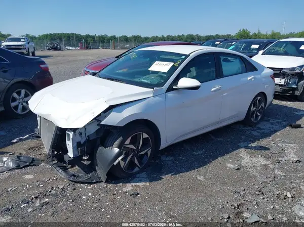 5NPLS4AG4PH088512 2023 HYUNDAI ELANTRA - Image 2