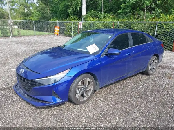 5NPLS4AG4PH100917 2023 HYUNDAI ELANTRA - Image 2