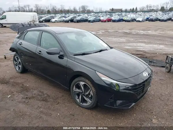 5NPLS4AG4PH105597 2023 HYUNDAI ELANTRA - Image 1