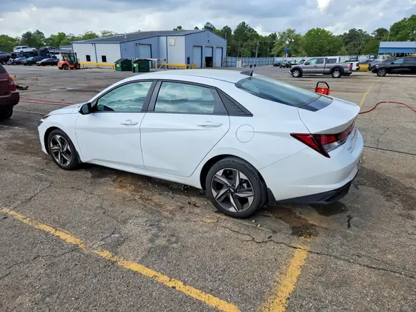 5NPLS4AG4PH109293 2023 HYUNDAI ELANTRA - Image 2