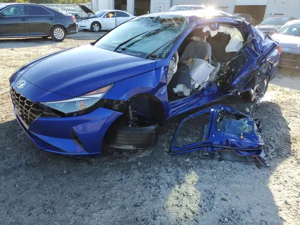 5NPLS4AG4PH109679 2023 HYUNDAI ELANTRA - Image 1