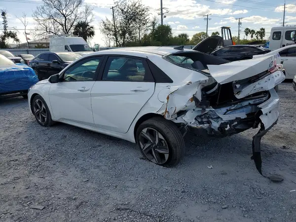 5NPLS4AG4PH112209 2023 HYUNDAI ELANTRA - Image 2