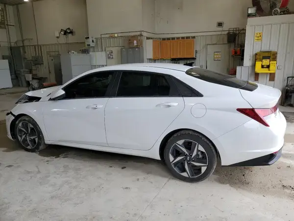 5NPLS4AG4PH115109 2023 HYUNDAI ELANTRA - Image 2