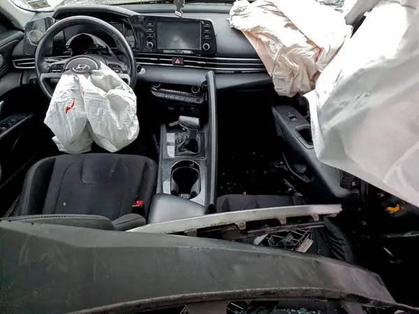 5NPLS4AG5MH004984 2021 HYUNDAI ELANTRA - Image 8