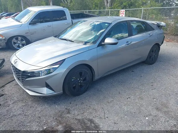 5NPLS4AG5MH006704 2021 HYUNDAI ELANTRA - Image 2