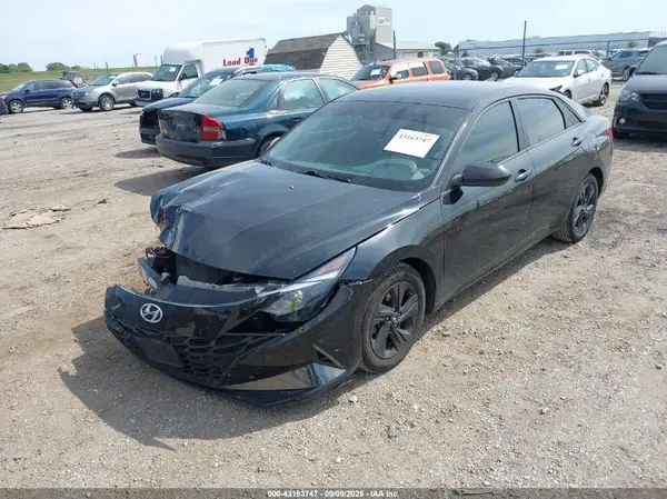5NPLS4AG5MH027696 2021 HYUNDAI ELANTRA - Image 2