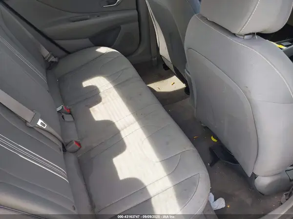 5NPLS4AG5MH027696 2021 HYUNDAI ELANTRA - Image 8