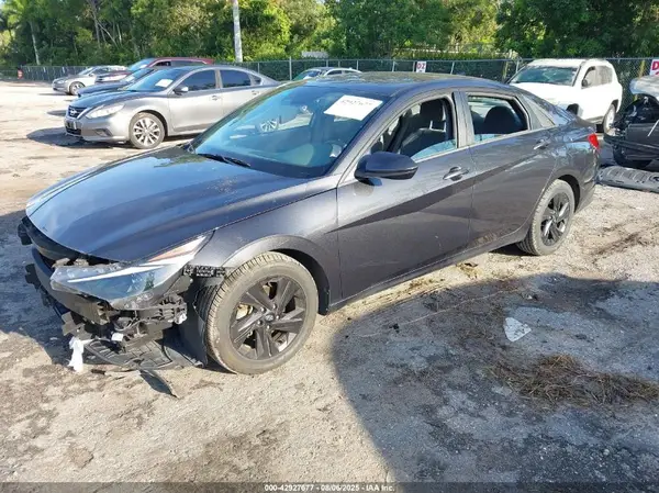 5NPLS4AG5MH052002 2021 HYUNDAI ELANTRA - Image 2