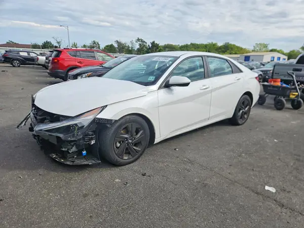 5NPLS4AG5NH055662 2022 HYUNDAI ELANTRA - Image 1