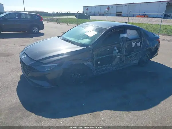 5NPLS4AG5NH057007 2022 HYUNDAI ELANTRA - Image 2