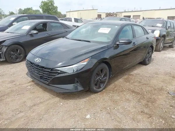 5NPLS4AG5NH059842 2022 HYUNDAI ELANTRA - Image 2