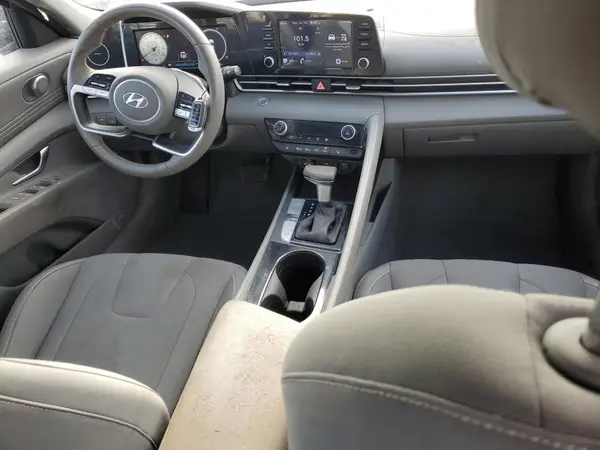 5NPLS4AG5NH059856 2022 HYUNDAI ELANTRA - Image 8