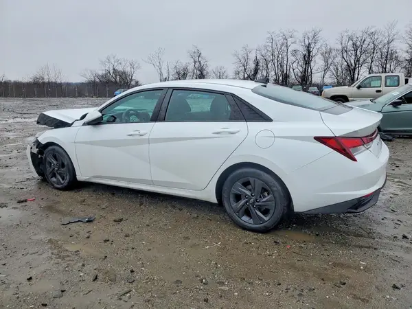 5NPLS4AG5NH068136 2022 HYUNDAI ELANTRA - Image 2