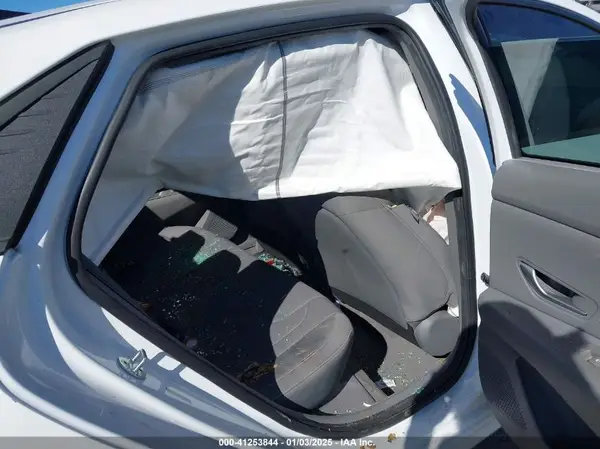 5NPLS4AG5NH070288 2022 HYUNDAI ELANTRA - Image 8
