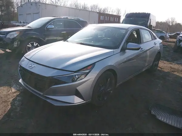 5NPLS4AG5NH075085 2022 HYUNDAI ELANTRA - Image 2