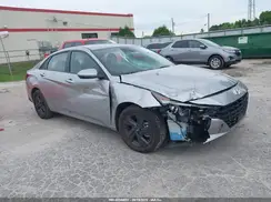 5NPLS4AG5NH075409 2022 HYUNDAI ELANTRA