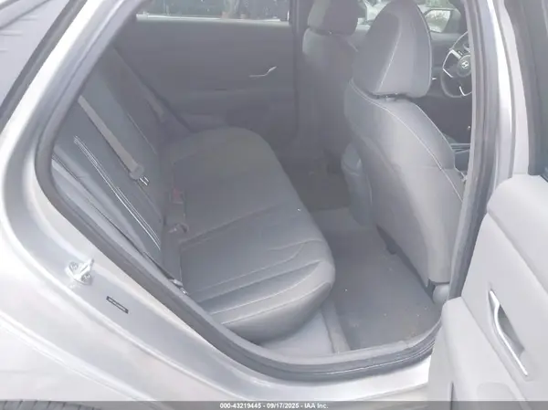5NPLS4AG5NH084286 2022 HYUNDAI ELANTRA - Image 8