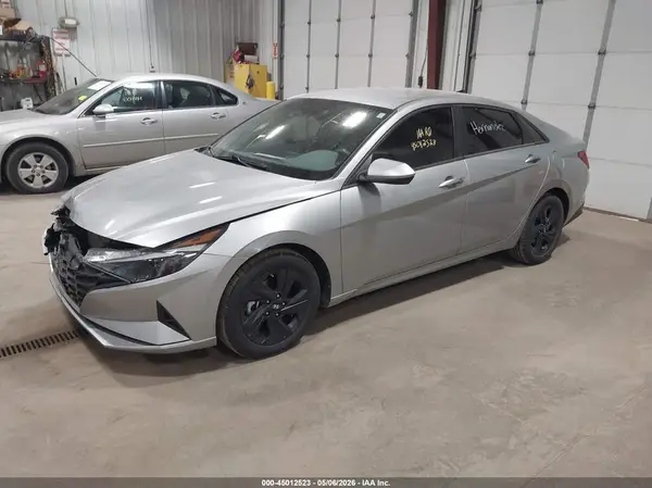 5NPLS4AG5NH085860 2022 HYUNDAI ELANTRA - Image 2