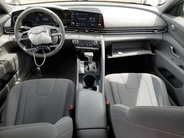 5NPLS4AG5NH086815 2022 HYUNDAI ELANTRA - Image 8