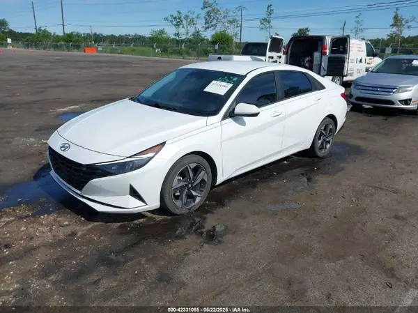 5NPLS4AG5PH088017 2023 HYUNDAI ELANTRA - Image 2