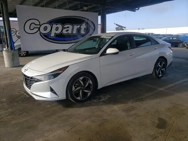 5NPLS4AG5PH092066 2023 HYUNDAI ELANTRA - Image 1