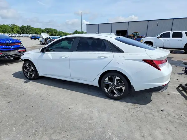 5NPLS4AG5PH097297 2023 HYUNDAI ELANTRA - Image 2