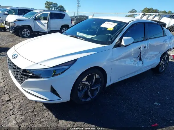 5NPLS4AG5PH110985 2023 HYUNDAI ELANTRA - Image 2