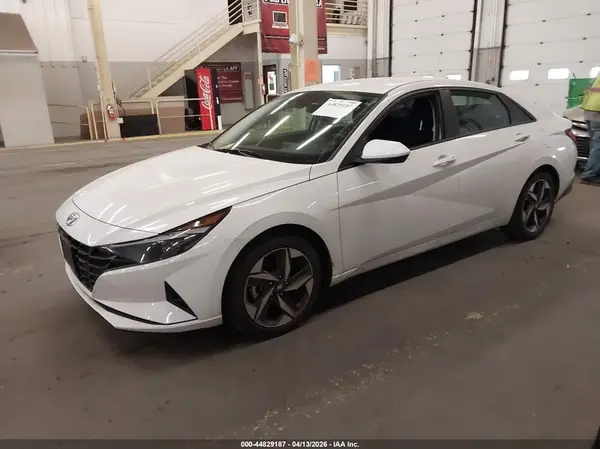 5NPLS4AG5PH118729 2023 HYUNDAI ELANTRA - Image 2