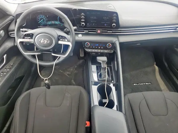 5NPLS4AG6MH009434 2021 HYUNDAI ELANTRA - Image 8
