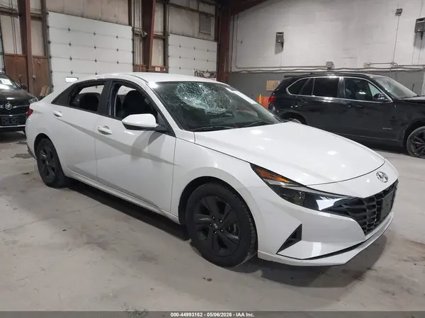 5NPLS4AG6MH020420 2021 HYUNDAI ELANTRA - Image 1