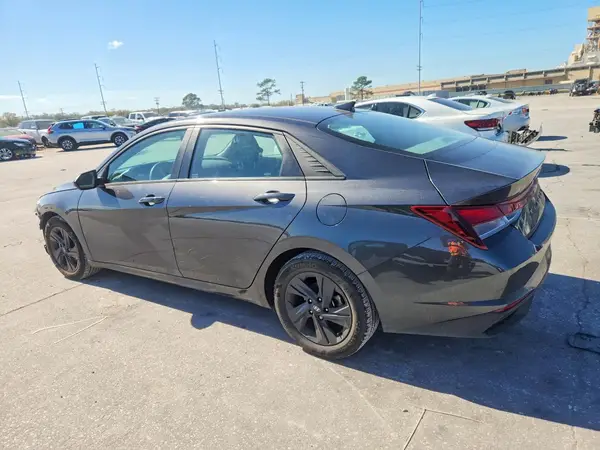 5NPLS4AG6NH055136 2022 HYUNDAI ELANTRA - Image 2