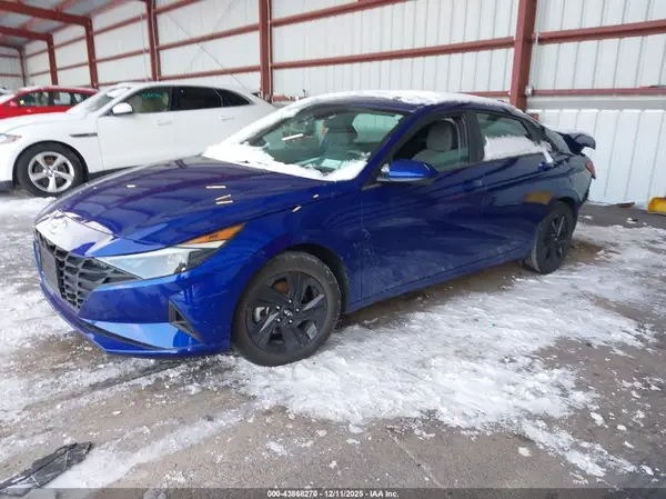 5NPLS4AG6NH056156 2022 HYUNDAI ELANTRA - Image 2