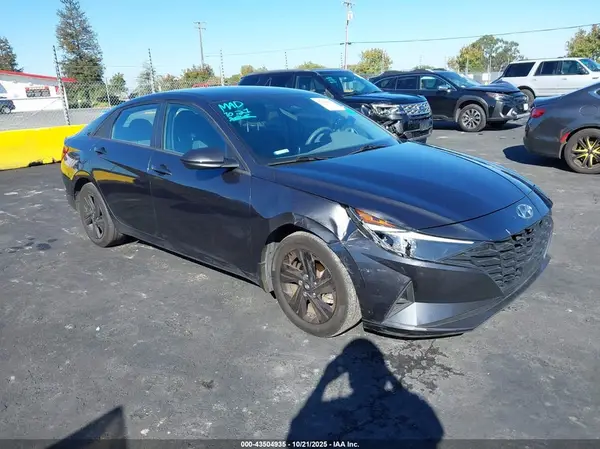 5NPLS4AG6NH056187 2022 HYUNDAI ELANTRA - Image 1
