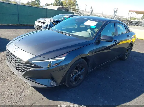 5NPLS4AG6NH056187 2022 HYUNDAI ELANTRA - Image 2