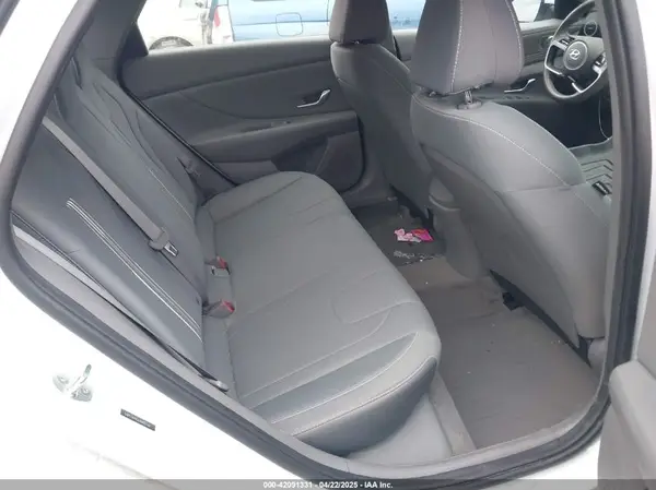5NPLS4AG6NH057761 2022 HYUNDAI ELANTRA - Image 8