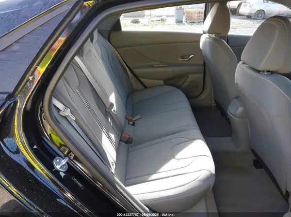 5NPLS4AG6NH060109 2022 HYUNDAI ELANTRA - Image 8