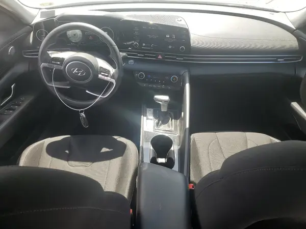 5NPLS4AG6NH064760 2022 HYUNDAI ELANTRA - Image 8