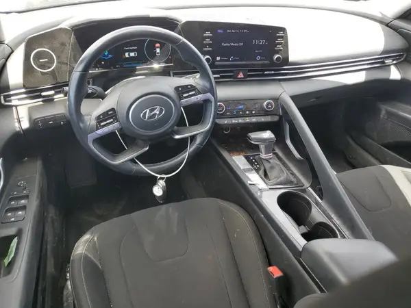 5NPLS4AG6NH066802 2022 HYUNDAI ELANTRA - Image 8