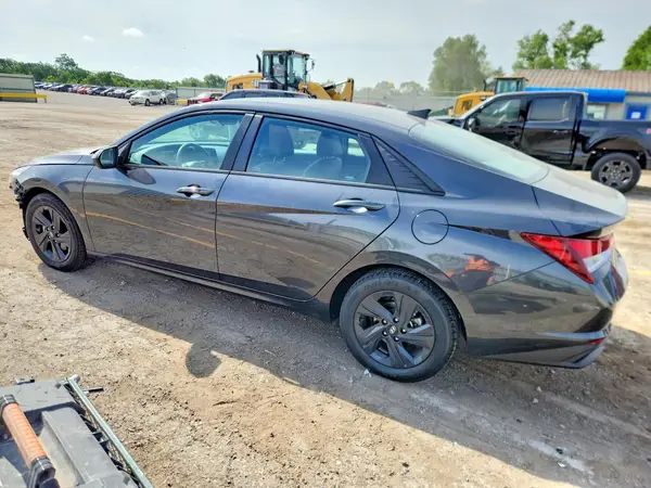 5NPLS4AG6NH085091 2022 HYUNDAI ELANTRA - Image 2
