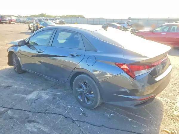 5NPLS4AG6NH085804 2022 HYUNDAI ELANTRA - Image 2