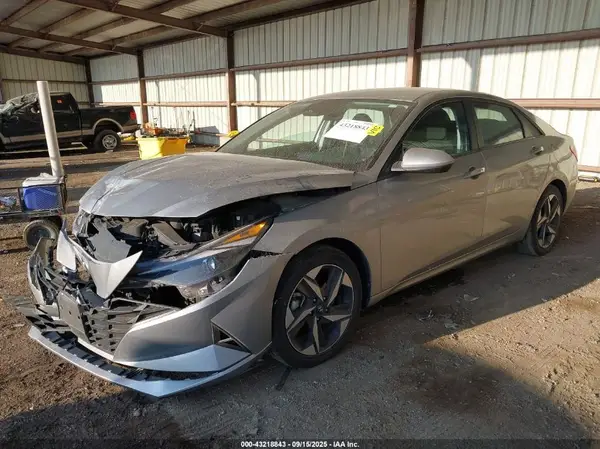 5NPLS4AG6PH086292 2023 HYUNDAI ELANTRA - Image 2