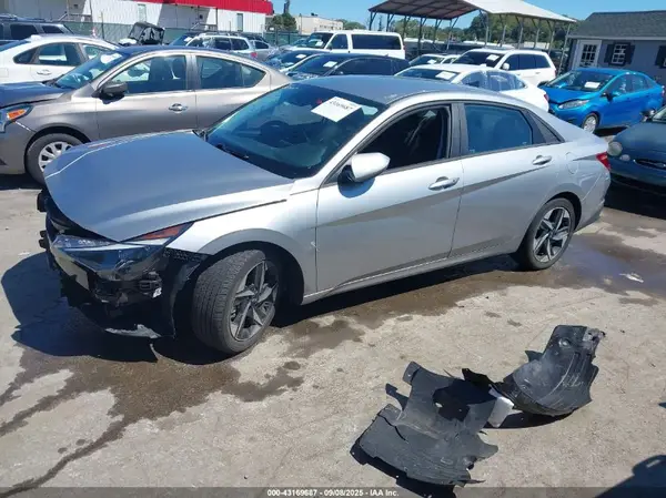 5NPLS4AG6PH093209 2023 HYUNDAI ELANTRA - Image 2