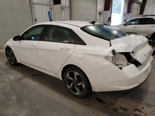 5NPLS4AG6PH105648 2023 HYUNDAI ELANTRA - Image 2
