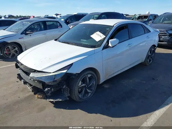 5NPLS4AG6PH105830 2023 HYUNDAI ELANTRA - Image 2